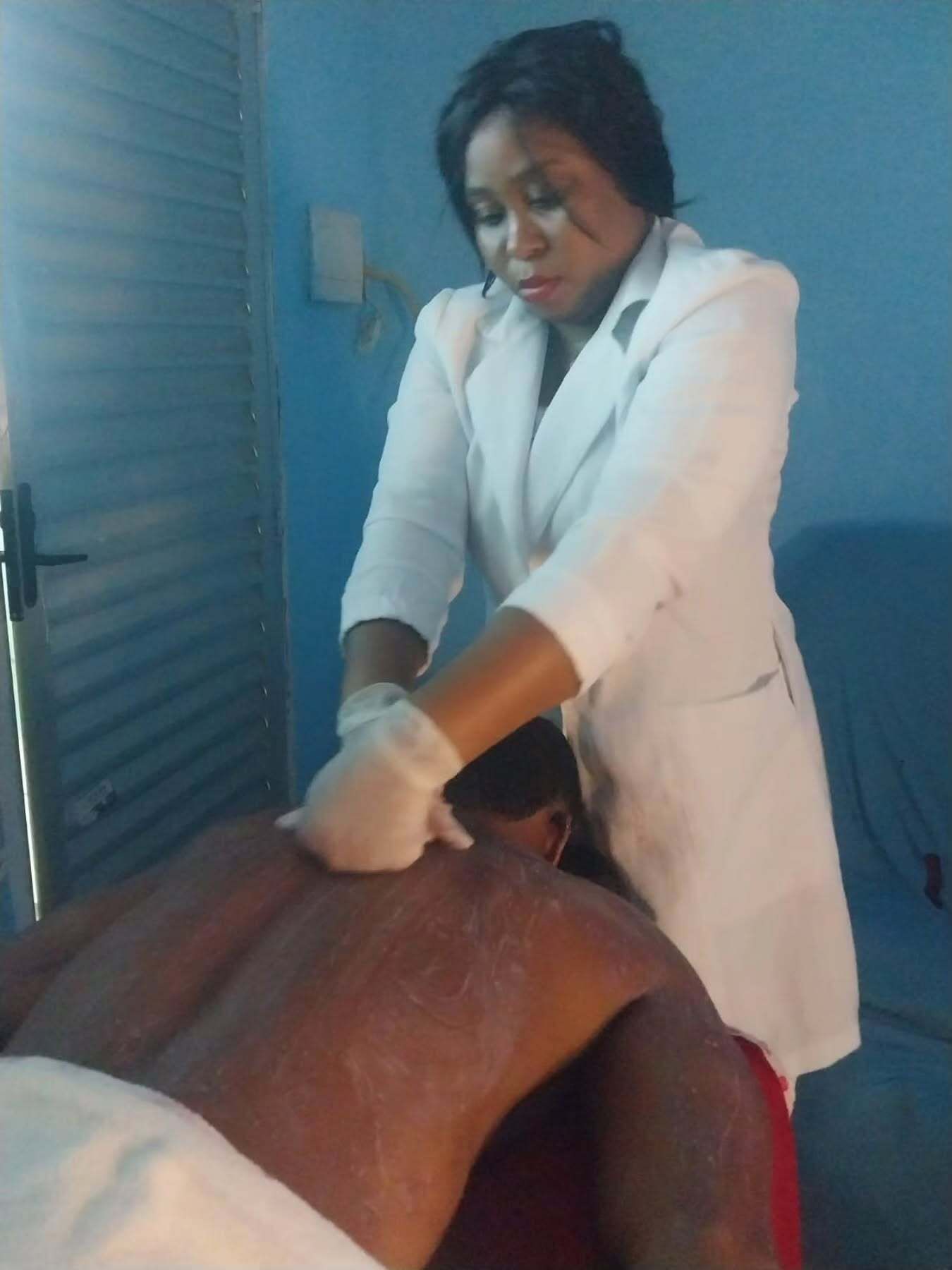 Saúde & Massagem Esteticista Damile Vale - Image 1