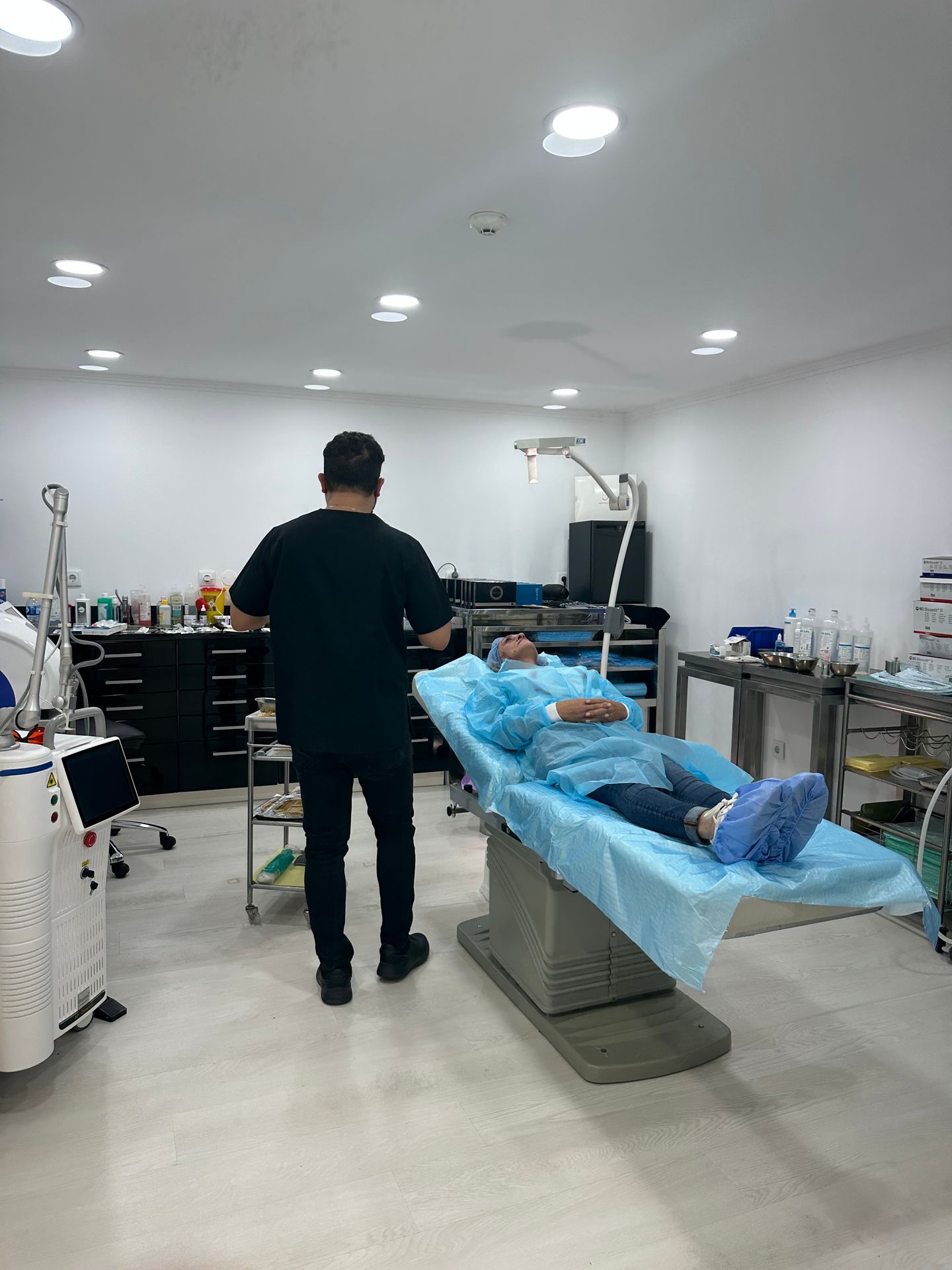 RCLINIC - Clínica de Rejuvenescimento - Image 13