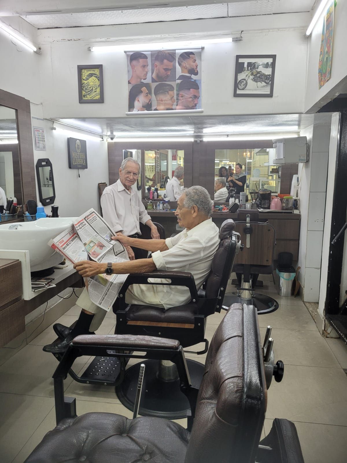 M Barber Shop Leblon - Image 7