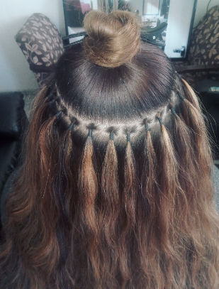 Fabí Mega Hair Stylist - Image 11