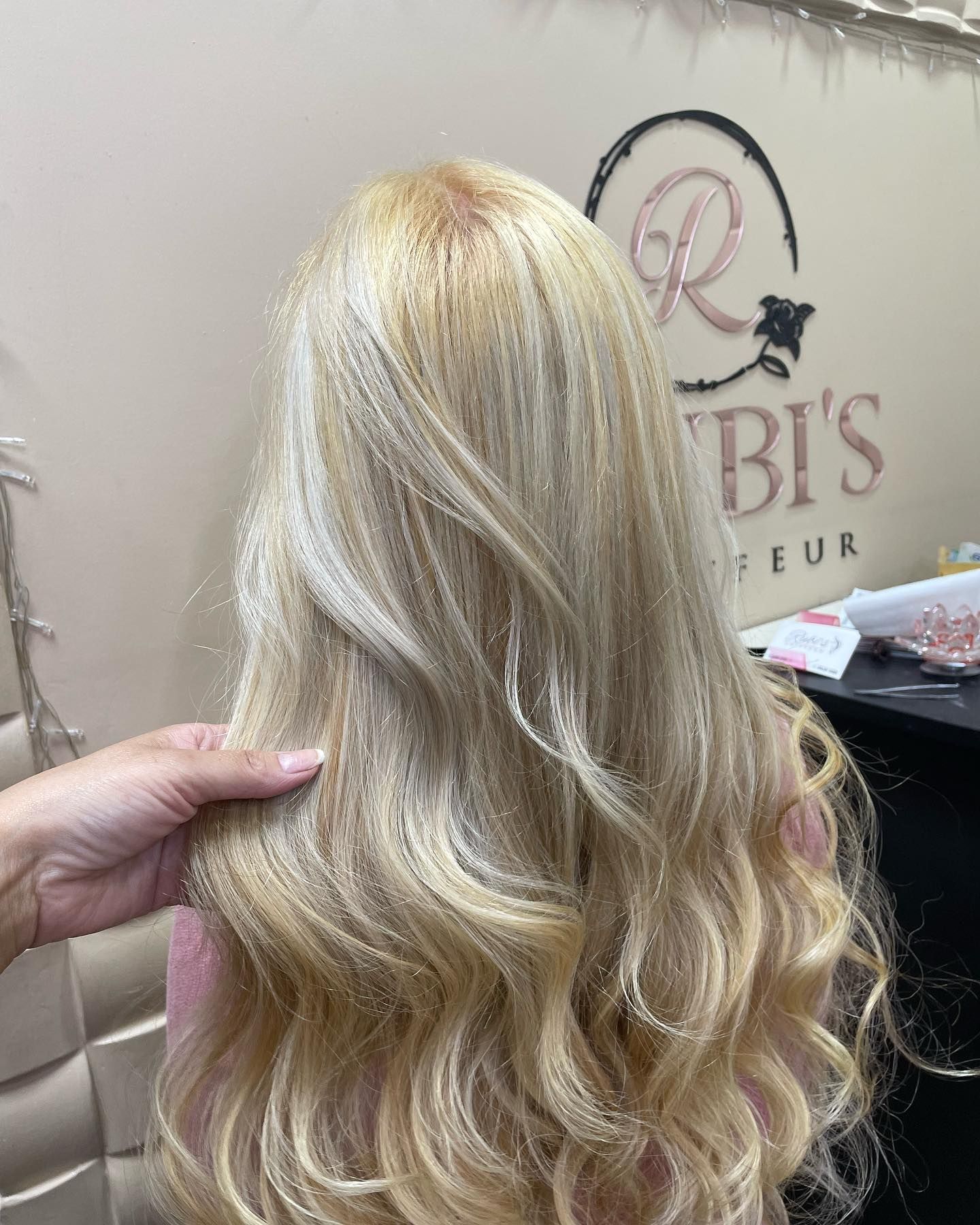 Rubi’s Coiffeur - Image 8