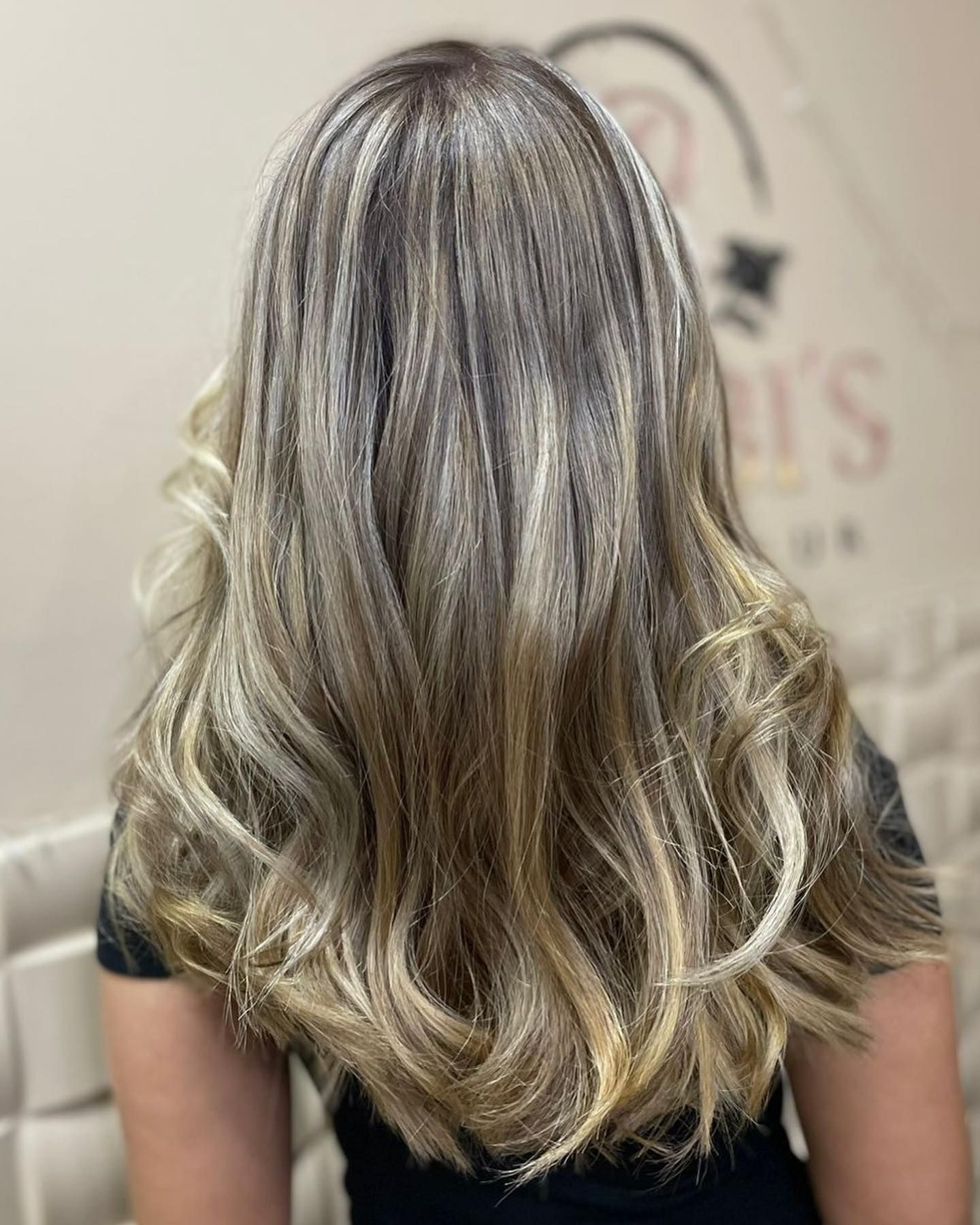 Rubi’s Coiffeur - Image 10