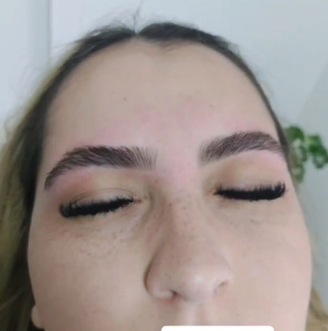 Maíra Erba Fisioterapeuta Dermato Funcional - Image 1