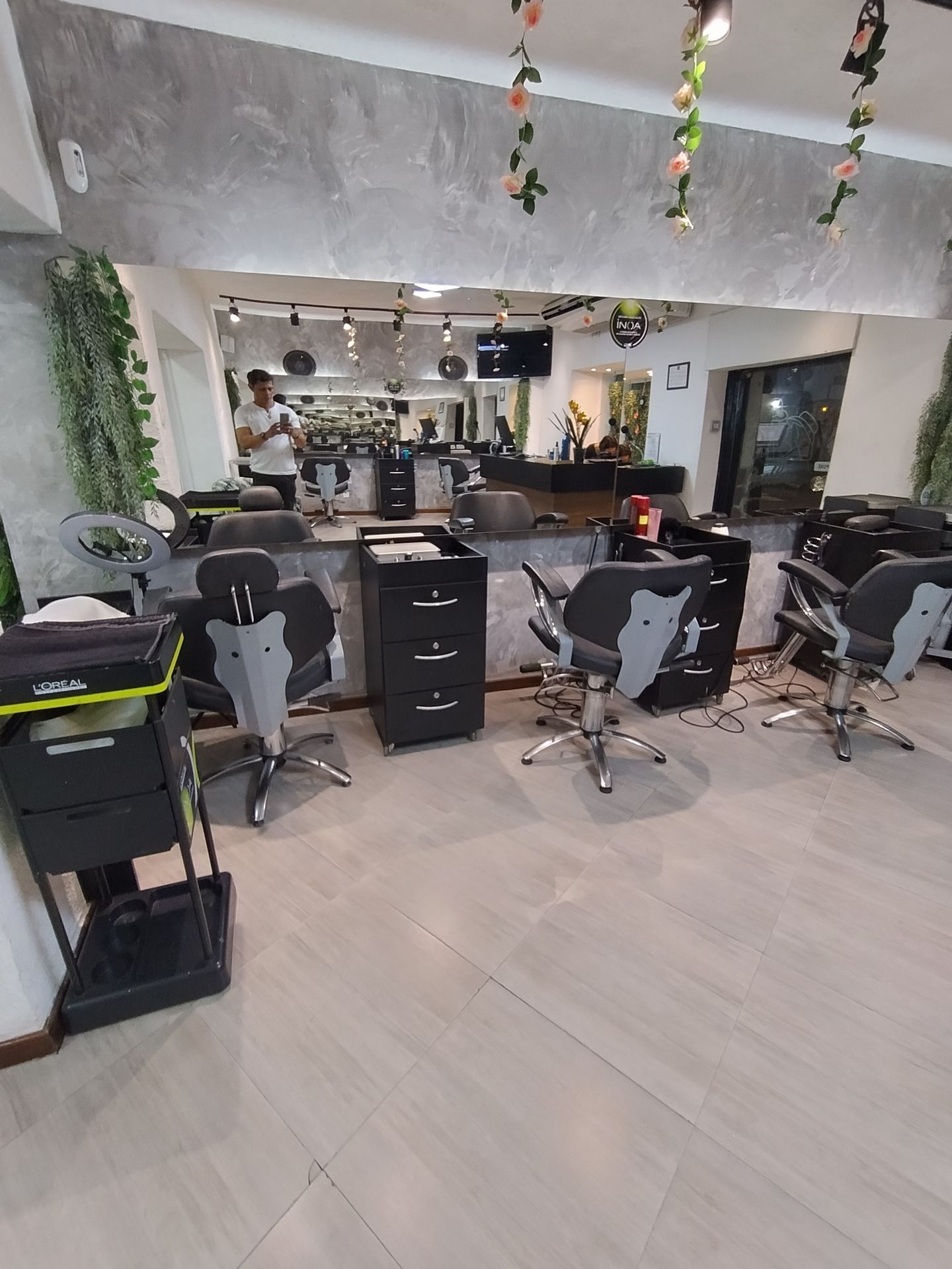 Casablanca Hair Style - Image 2