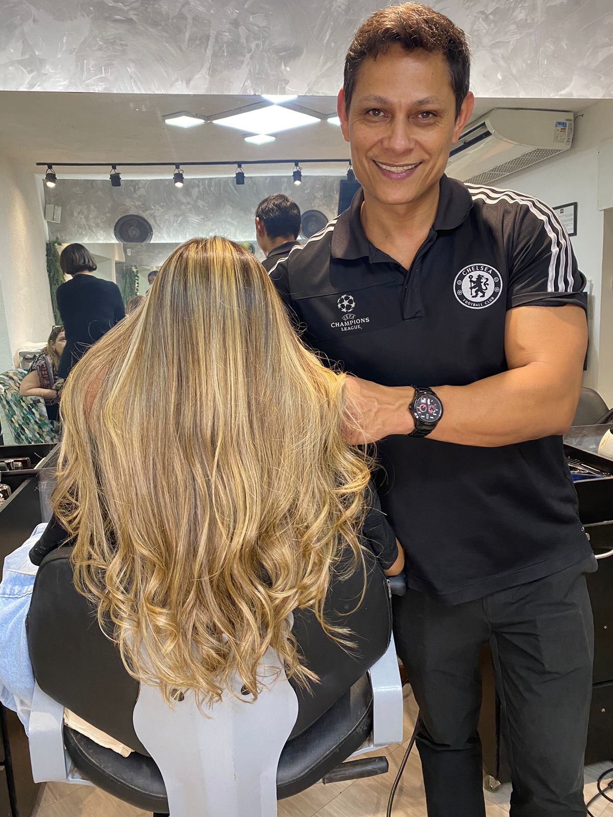 Casablanca Hair Style - Image 4