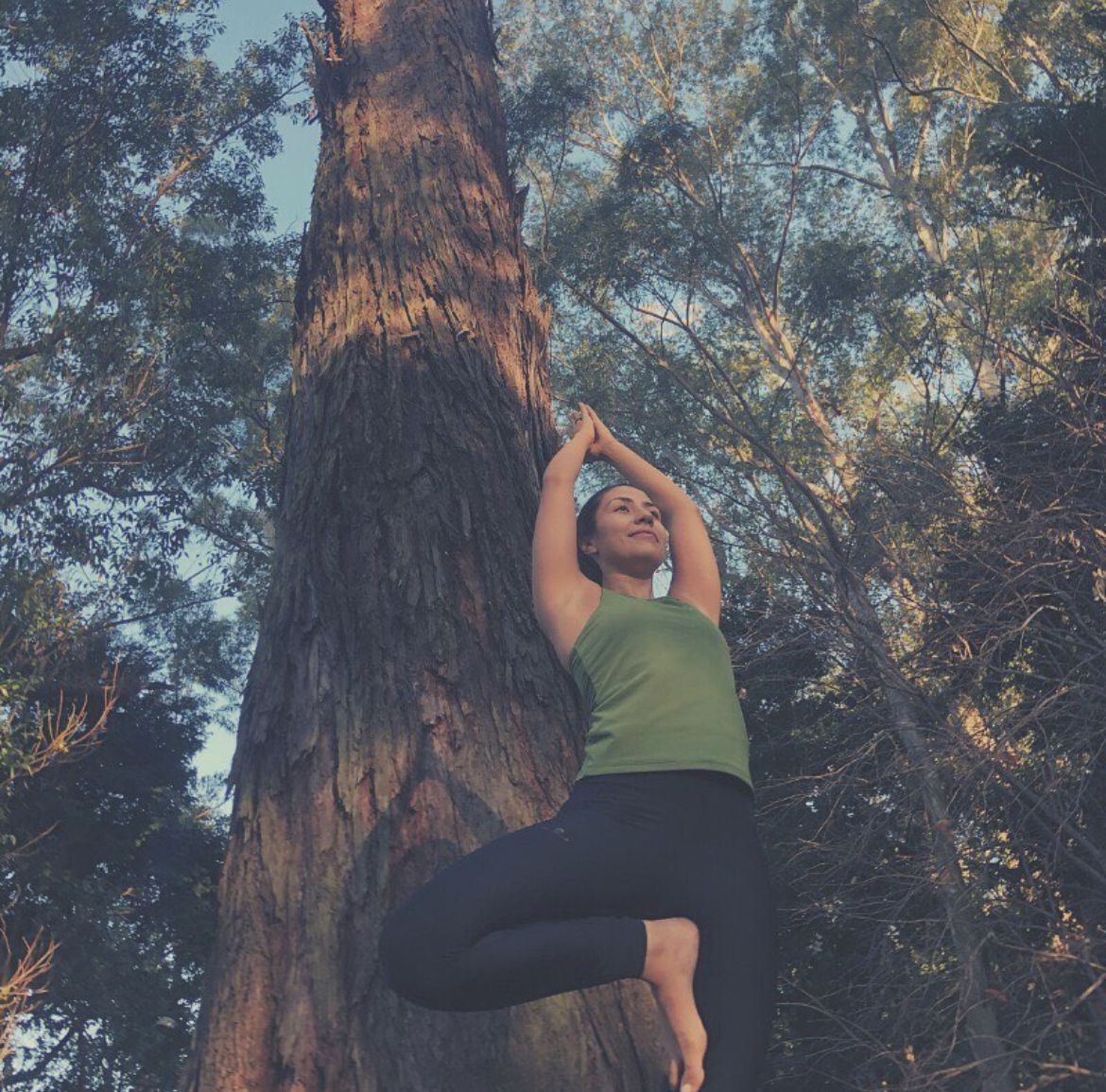 Yoga Flow com Thays - Image 1