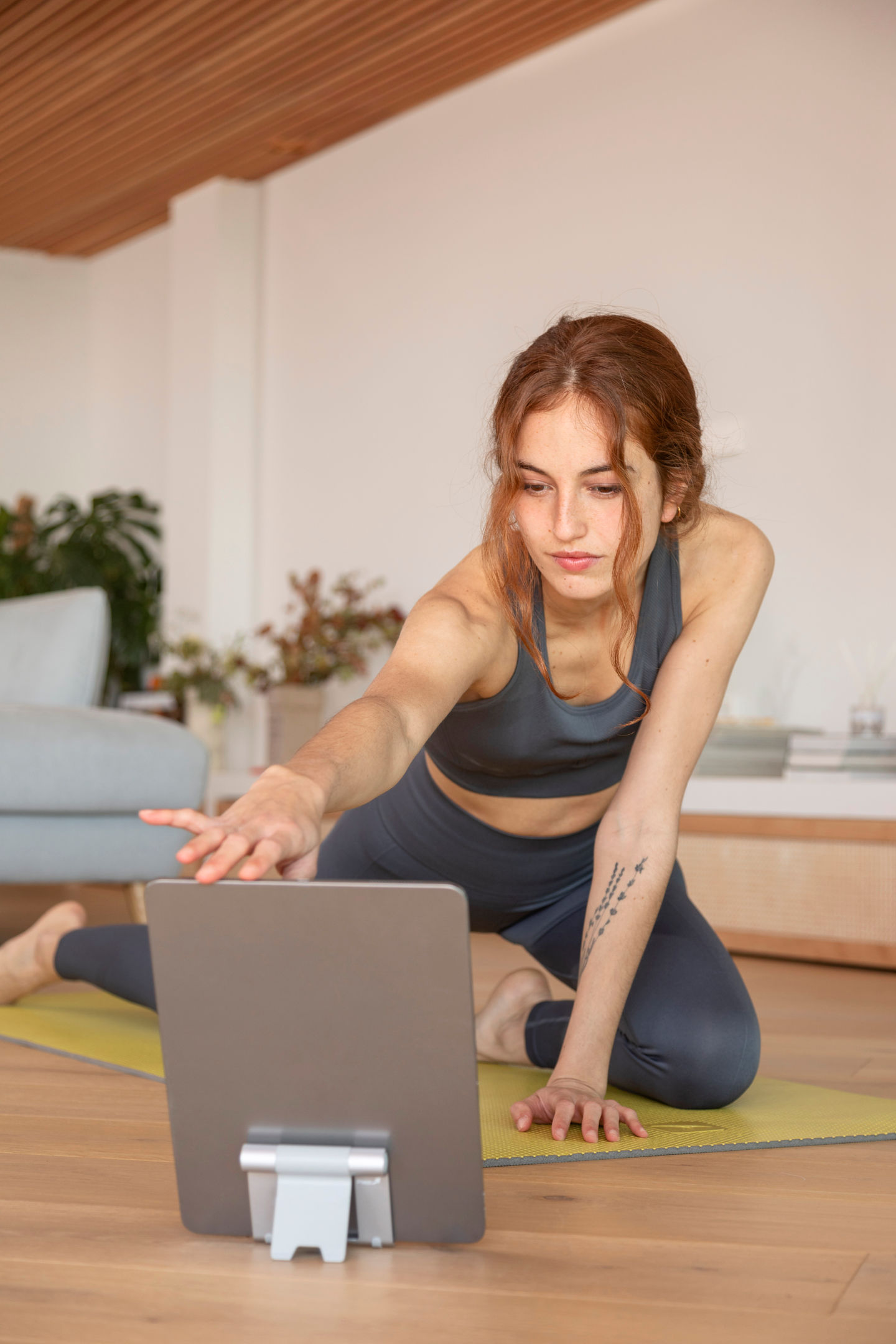 Ana Rebelo - Yoga & Makeup - Image 7