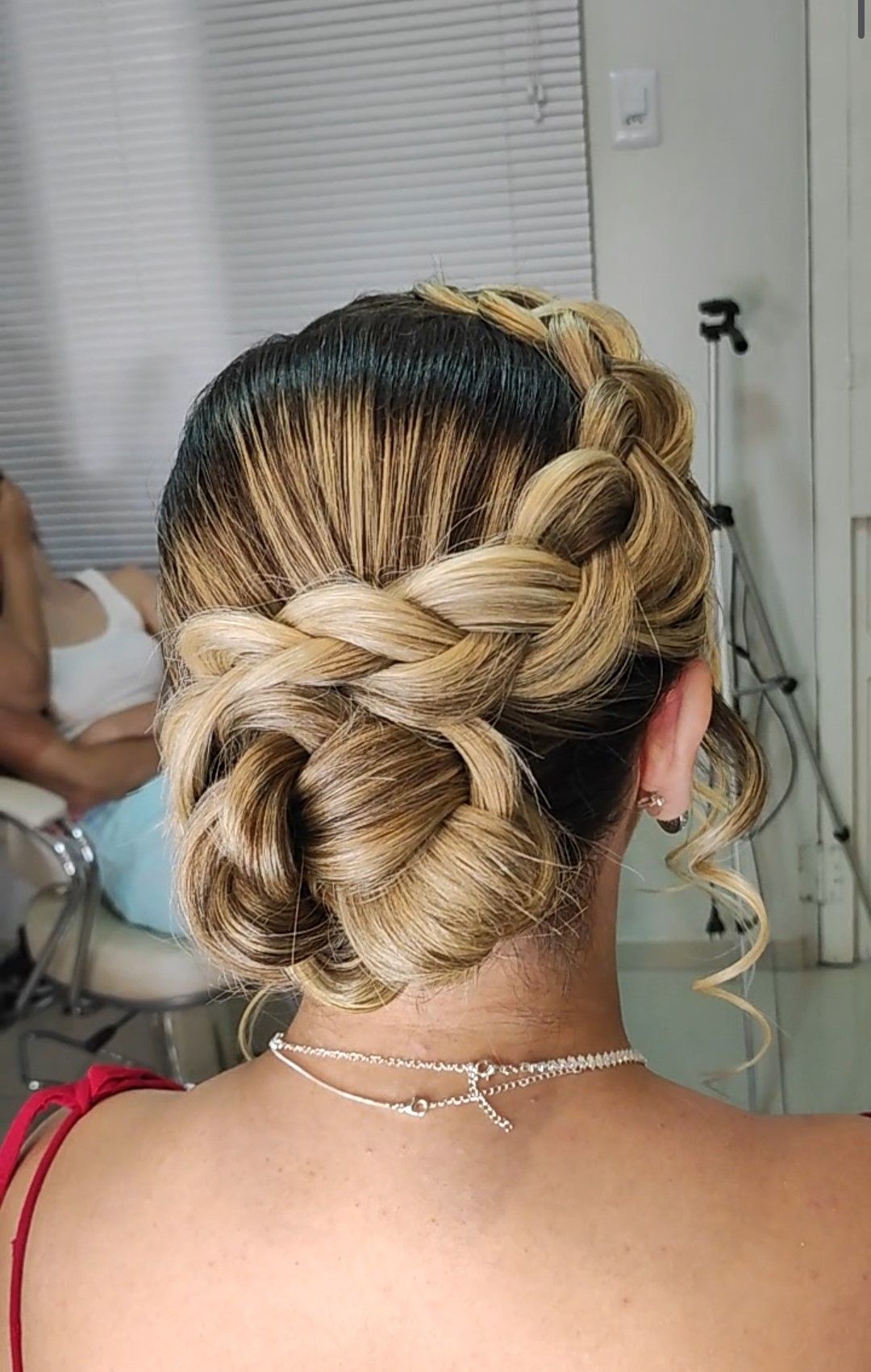 Yohana Cardoso Hairstylist - Image 2