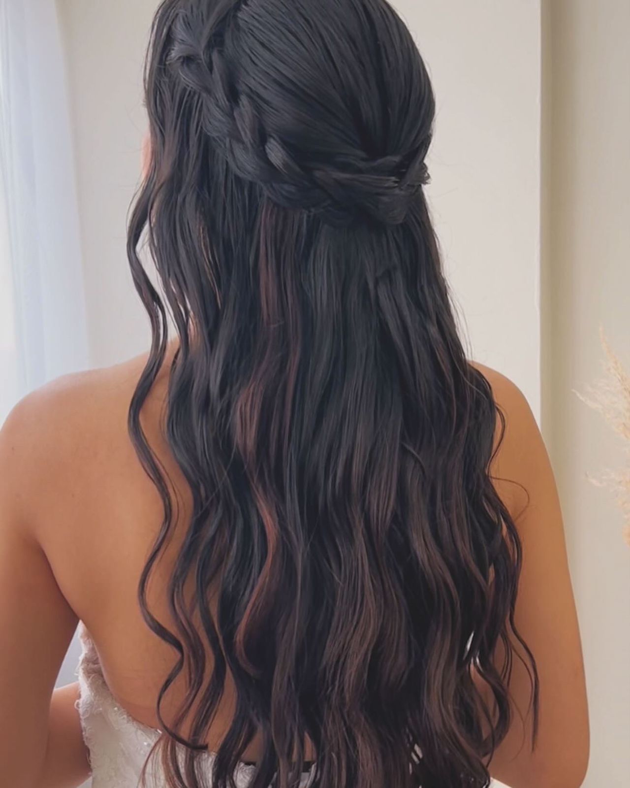 Andria Valença Maquiagem e Penteado - Image 8