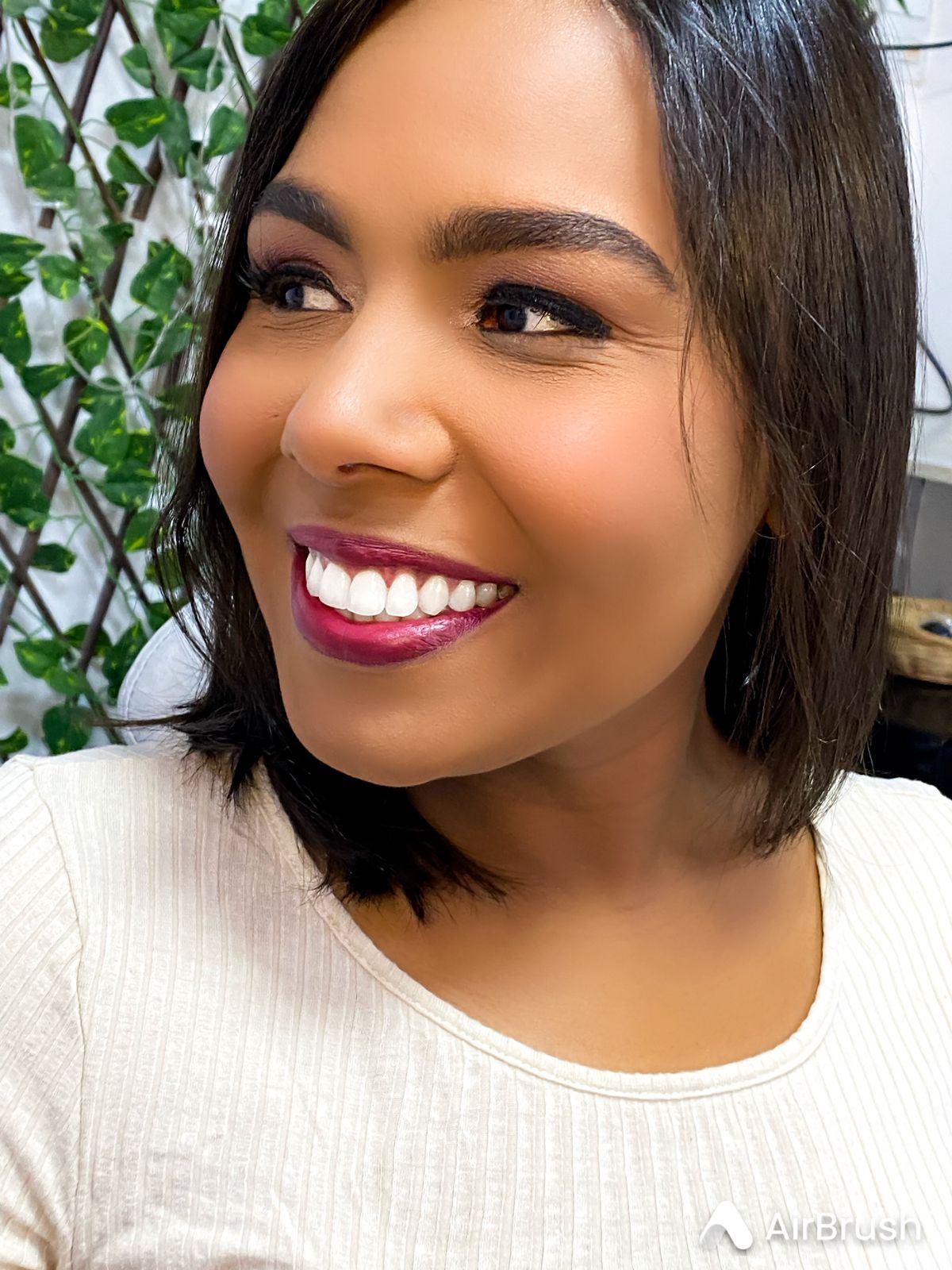 Andria Valença Maquiagem e Penteado - Image 15