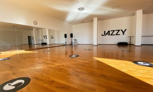 Jazzy Parede - Image 2
