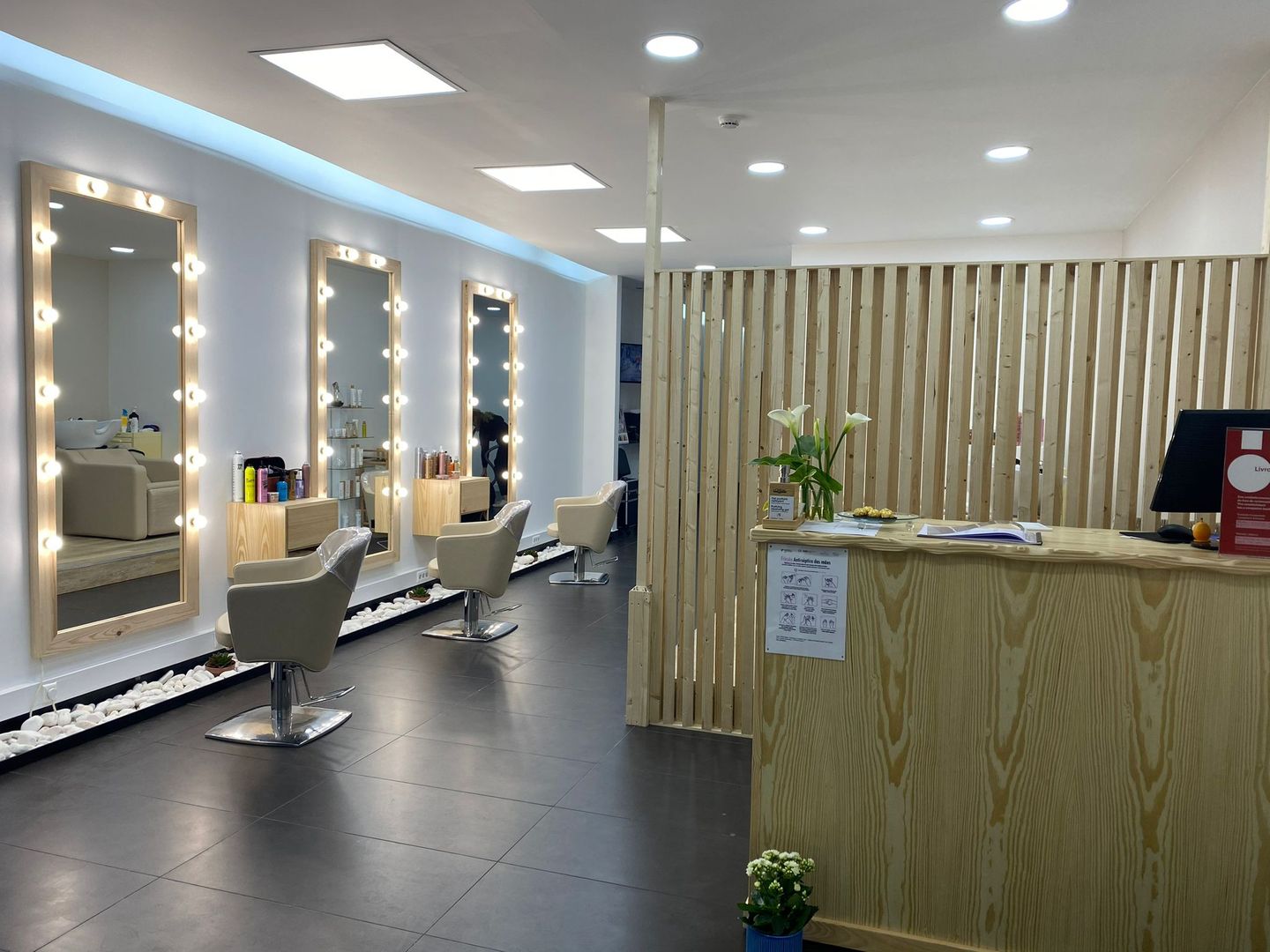 Maria Helena Cabeleireiro | Hairdresser - Image 2