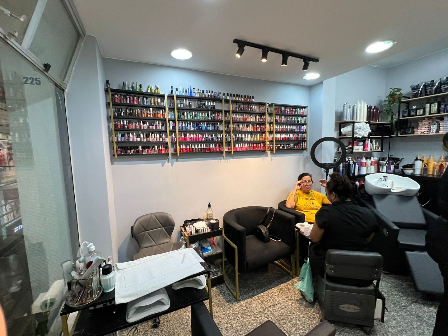 Ely Rocha Studio - Image 4