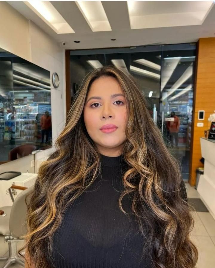 Cintia Alves - Maquiadora - Image 34