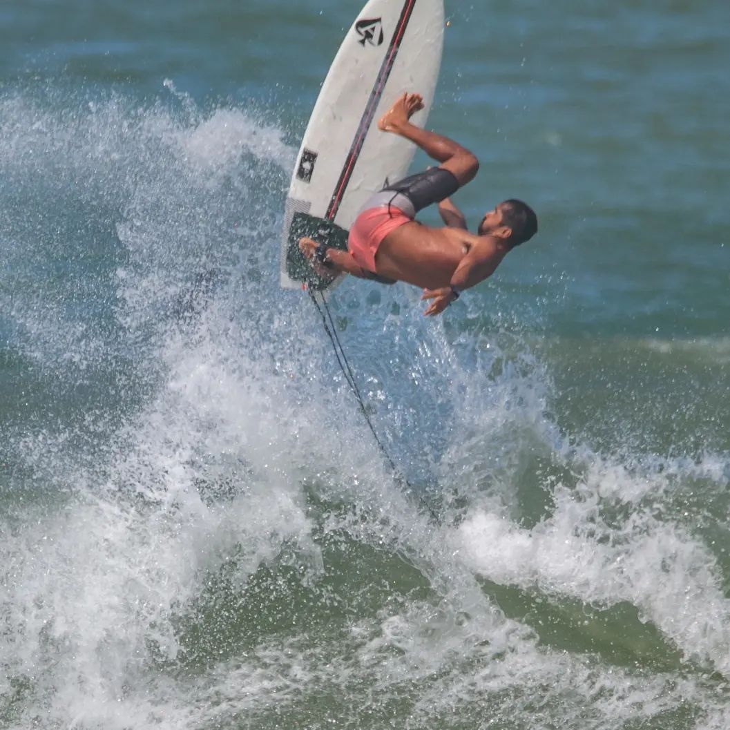 Padang Escola de Surf - Image 7