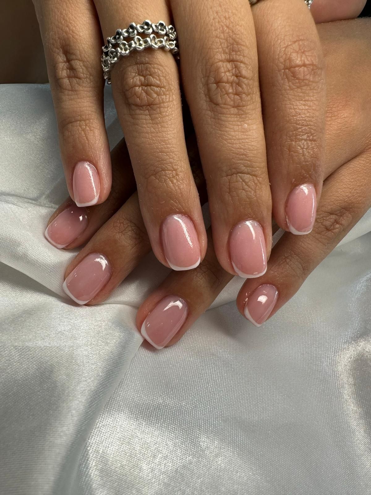 Royal Nails - Image 2