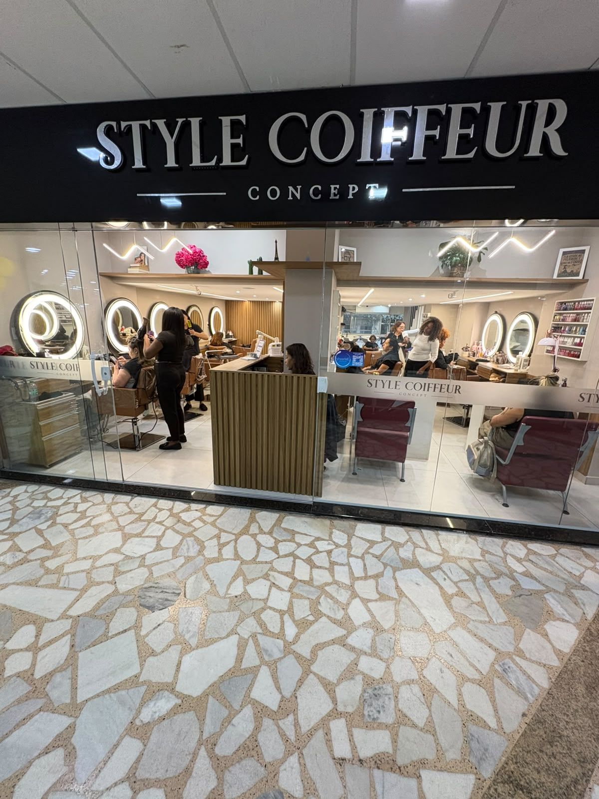 Style Coiffeur Concept - Image 16