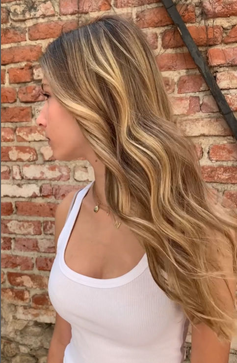 Casa 63 Salon - Image 1