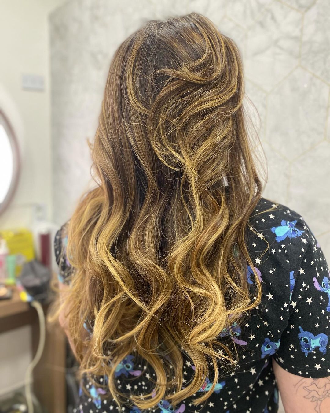 Mari Mondaini Beauty Studio - Image 12