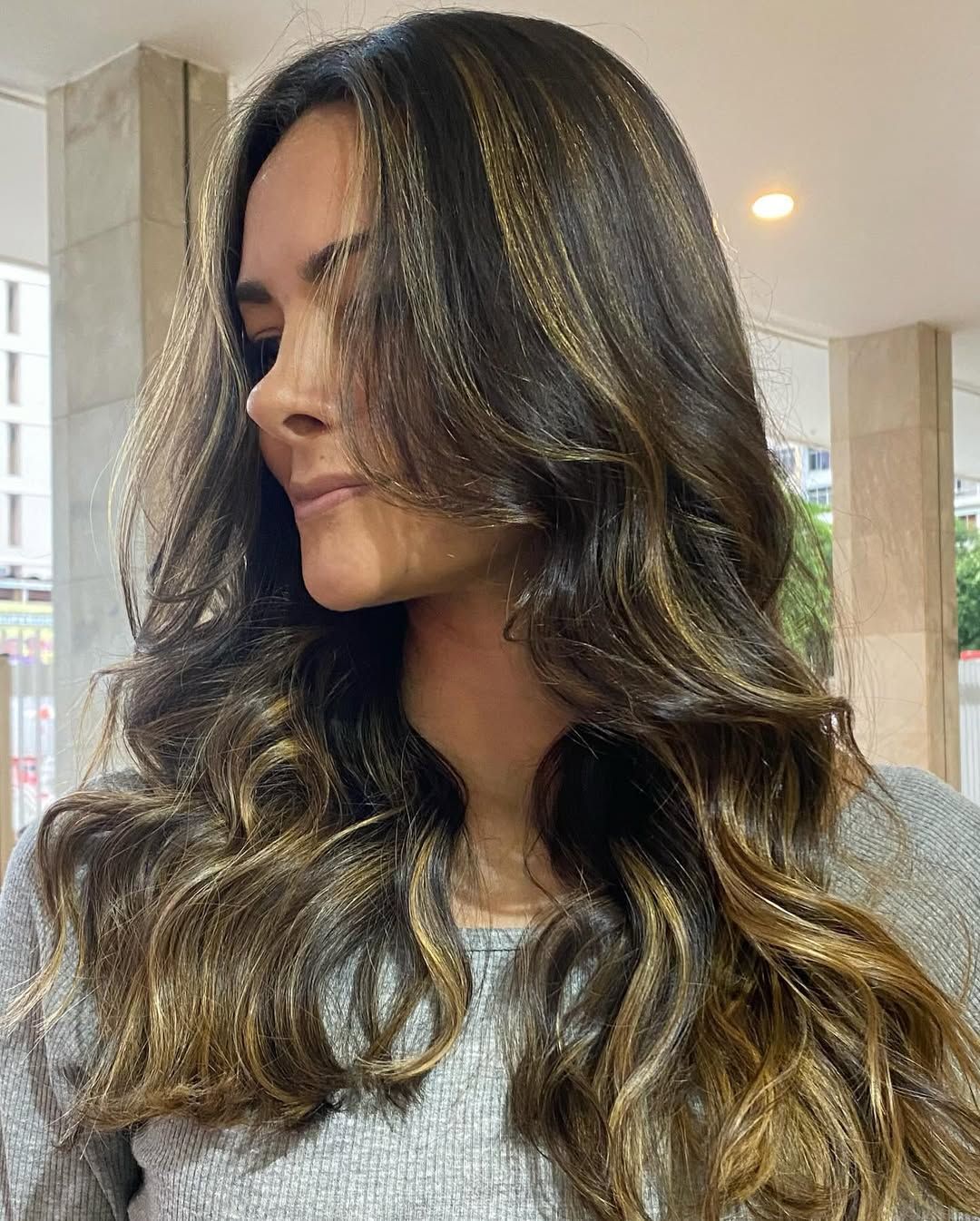 Mari Mondaini Beauty Studio - Image 15