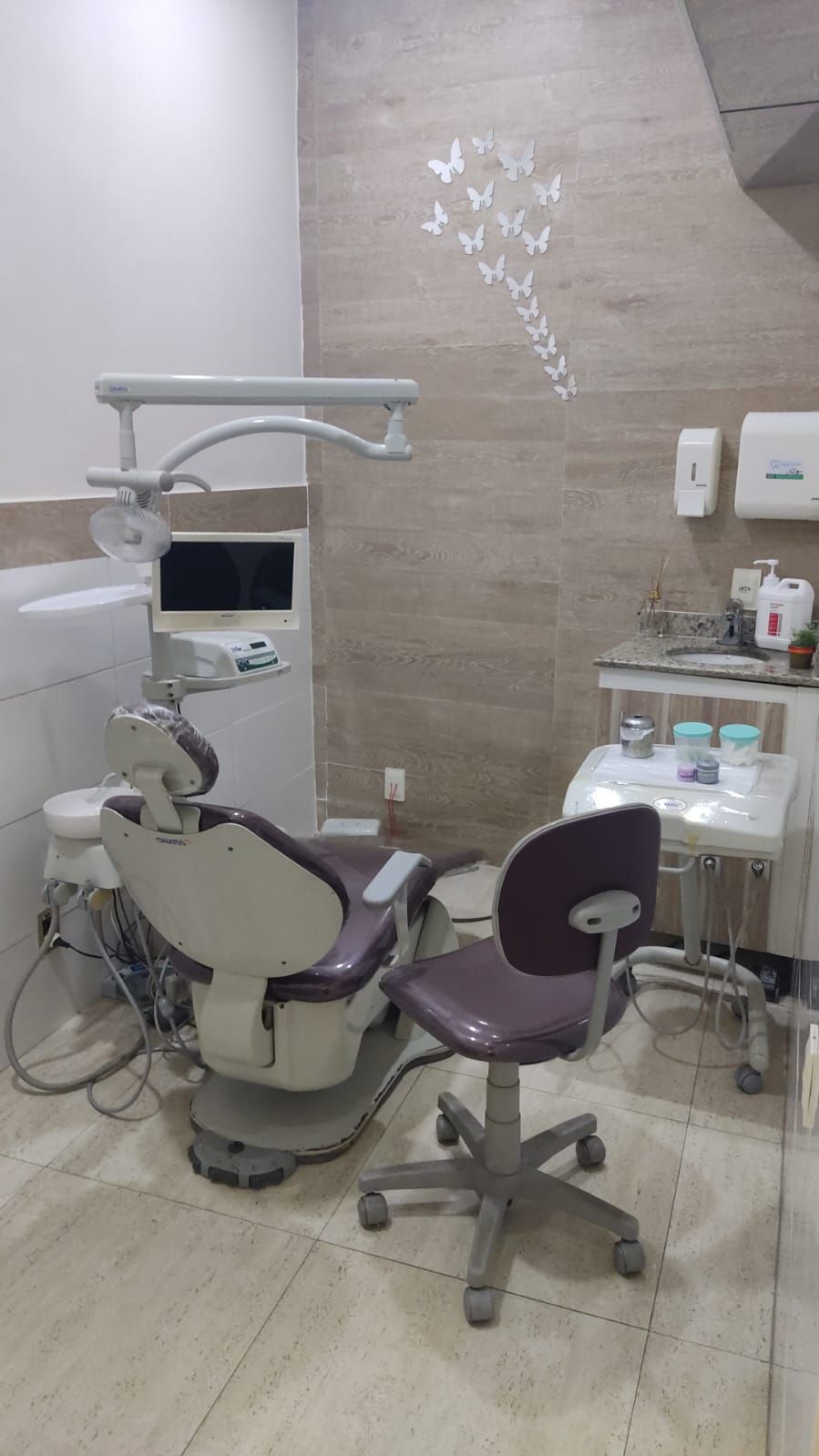 Dr. Fábio Teixeira - Dentista - Image 4