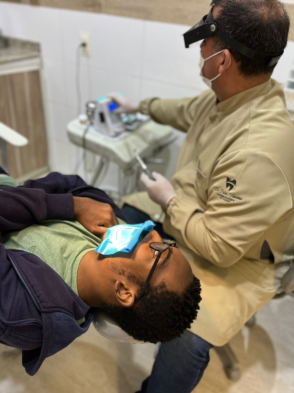 Dr. Fábio Teixeira - Dentista - Image 7