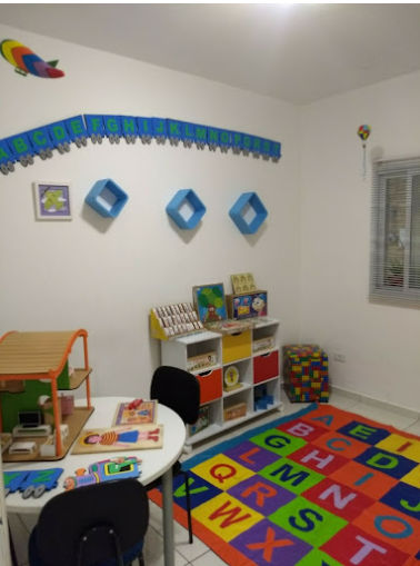 Neuropsicopedagoga Cláudia Castellano - Image 2