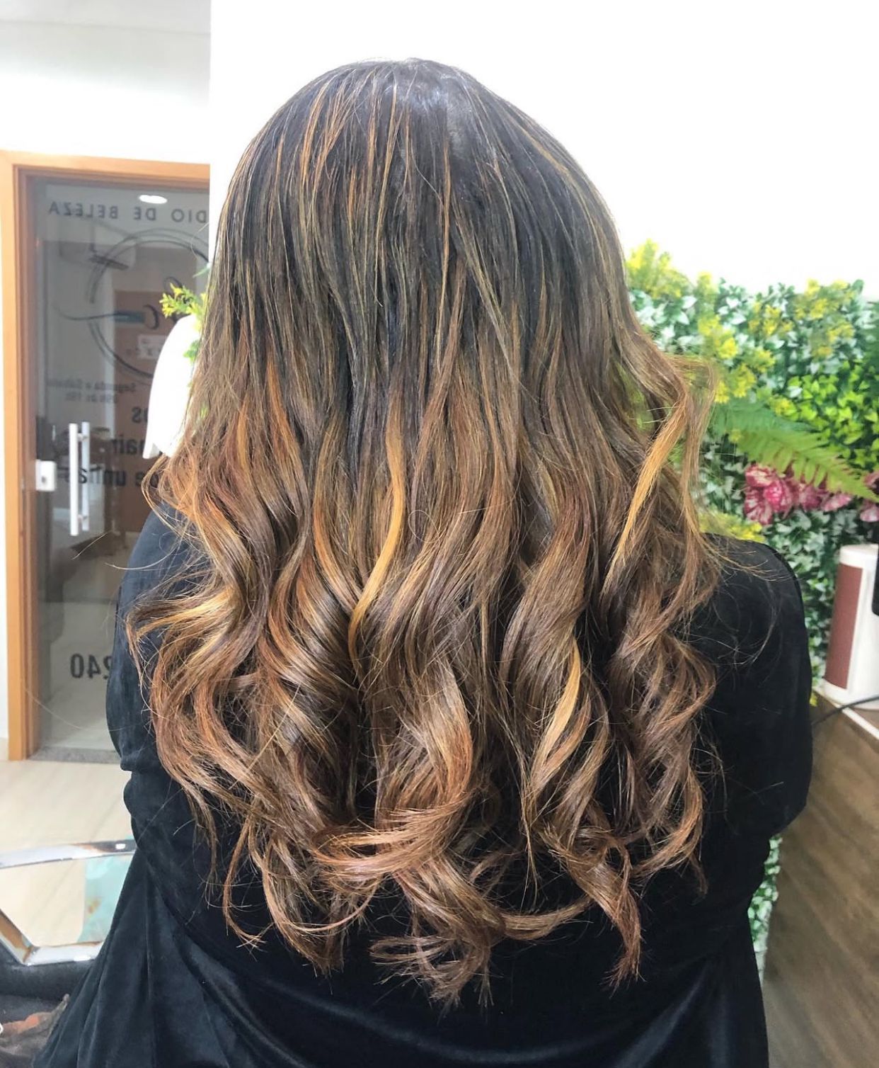 Leal | Mega Hair - Image 16