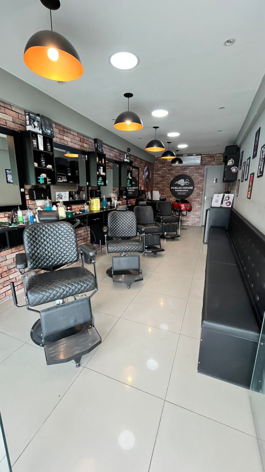 Barbearia Public House - Image 11