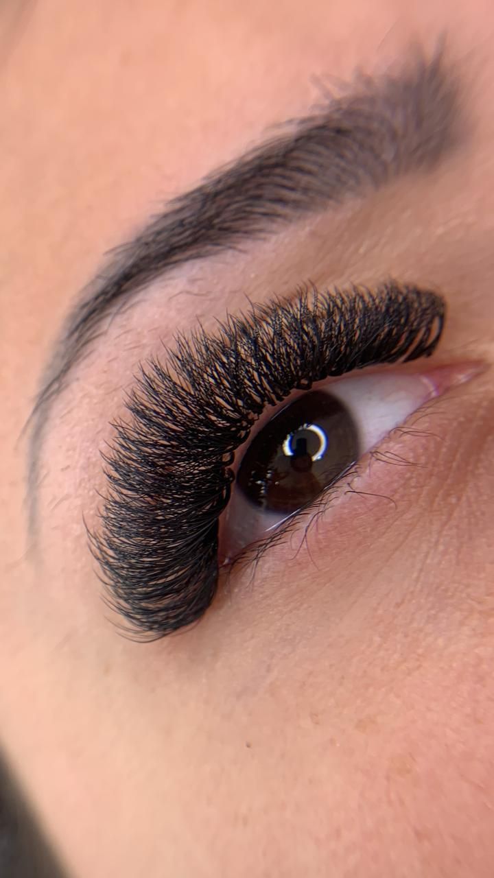 Carolina Fernandes | Lash Academy - Image 3