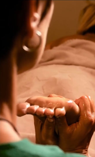 Marcela Tiradentes | Massoterapia - Image 3
