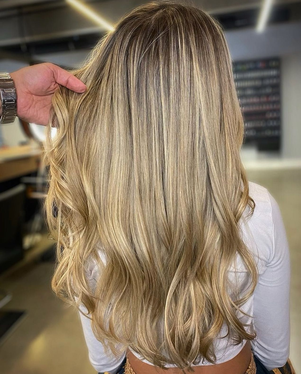 Neos Hair Spa - Image 19