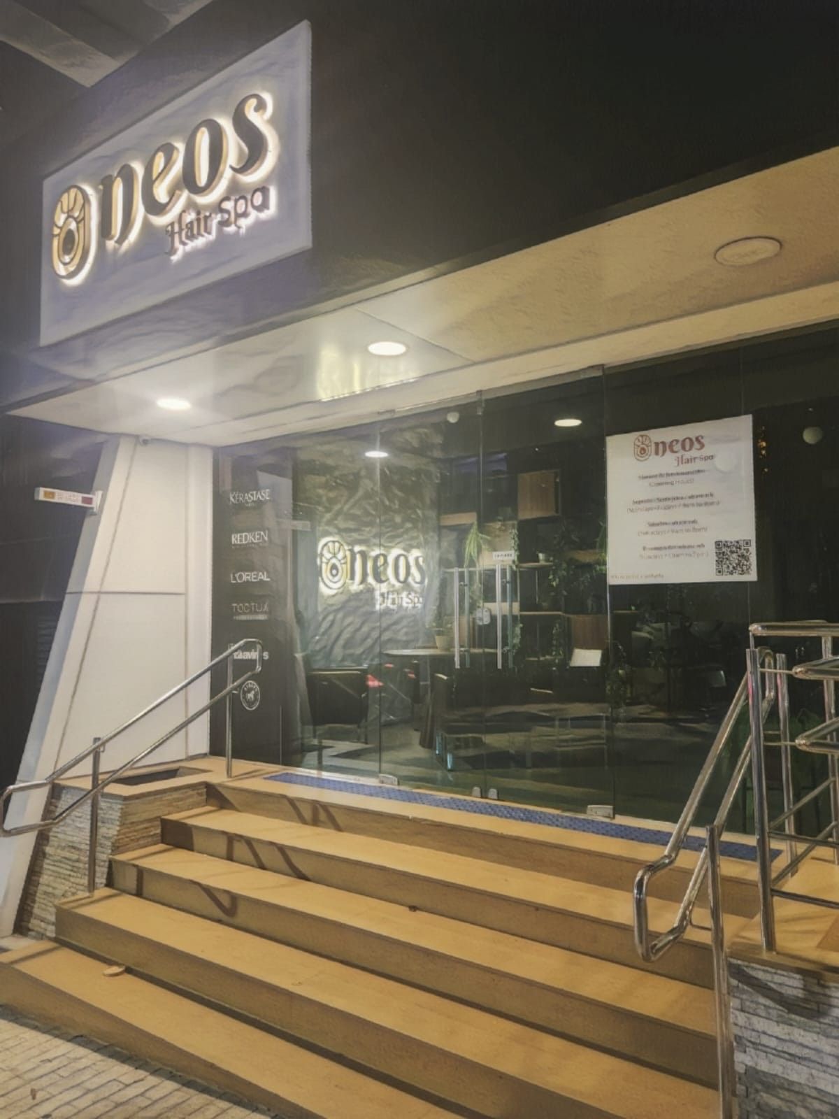 Neos Hair Spa - Image 15
