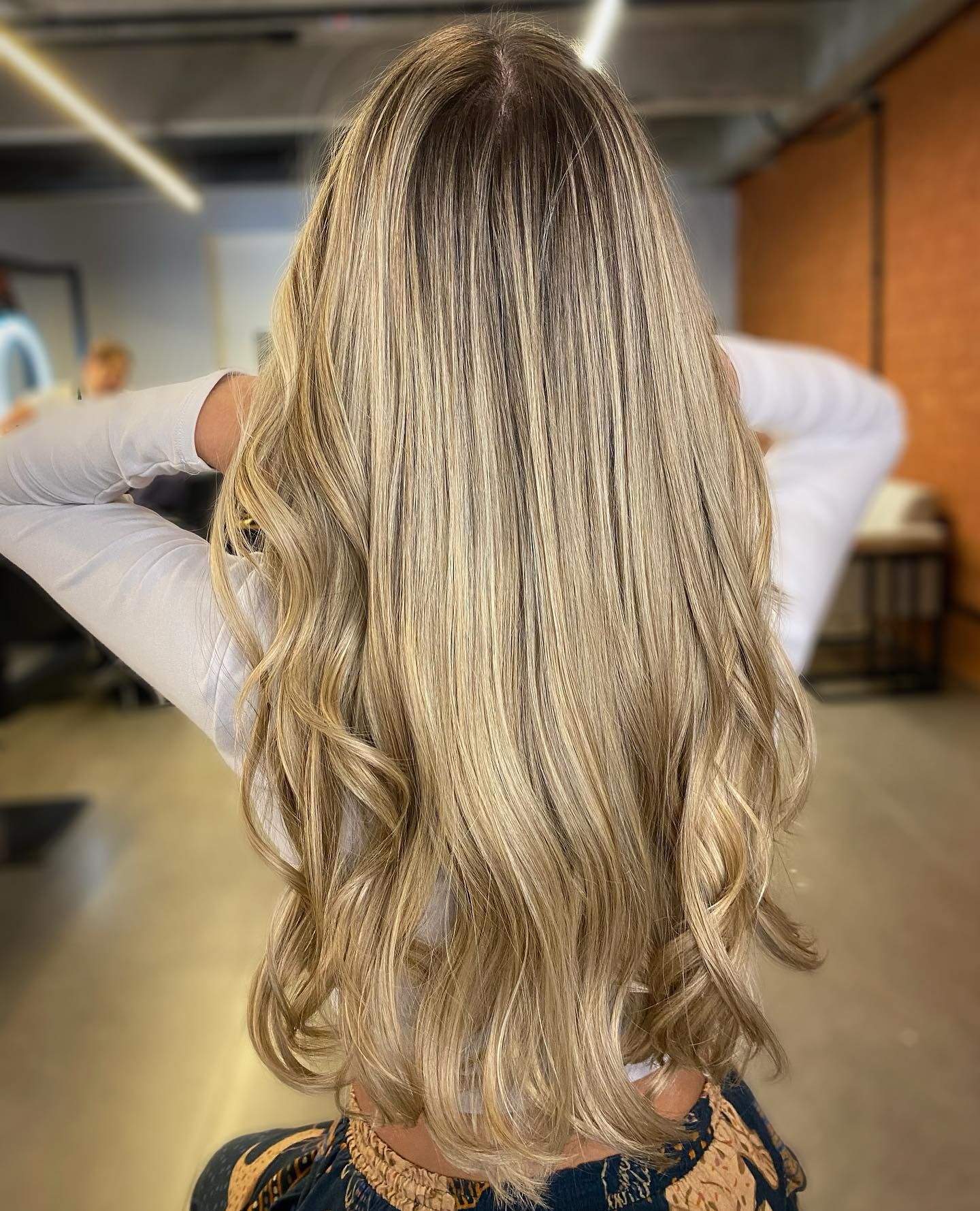 Neos Hair Spa - Image 1