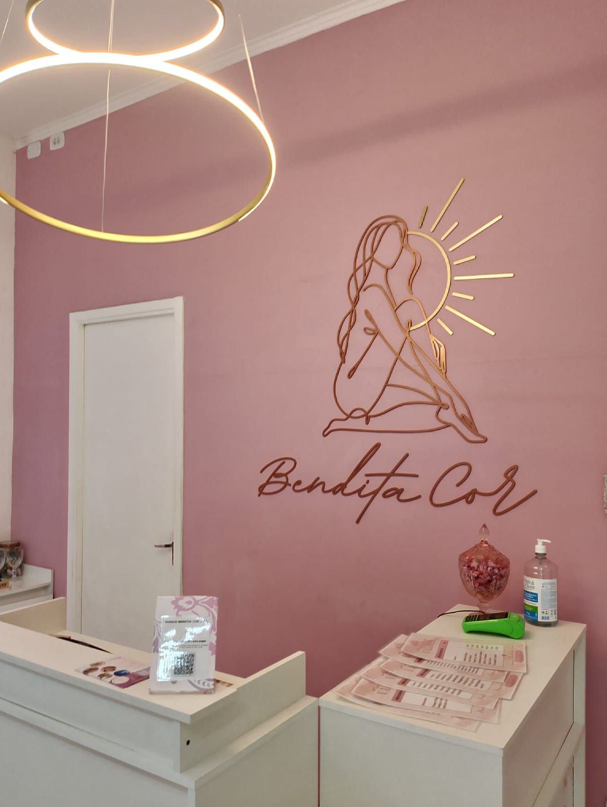 Espaço Bendita Cor, Beleza Bronze e Estética - Image 12