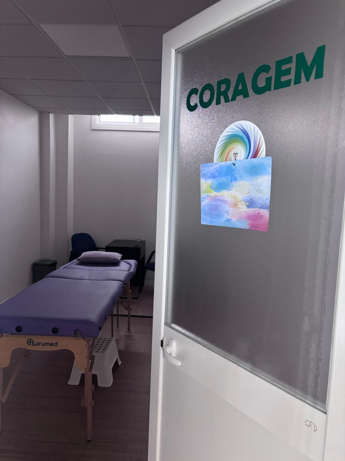 Anizia Teixeira Terapeuta -  Associação Eu Consigo Ser + Feliz - Image 6