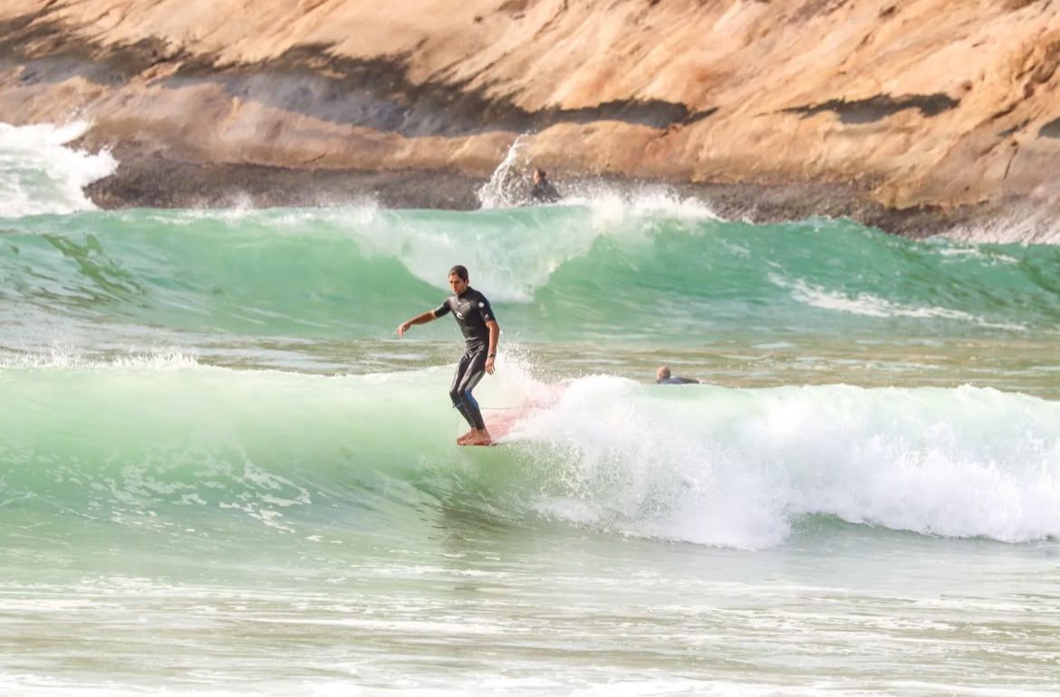 Pedro Bento Professurf - Surf School - Image 1