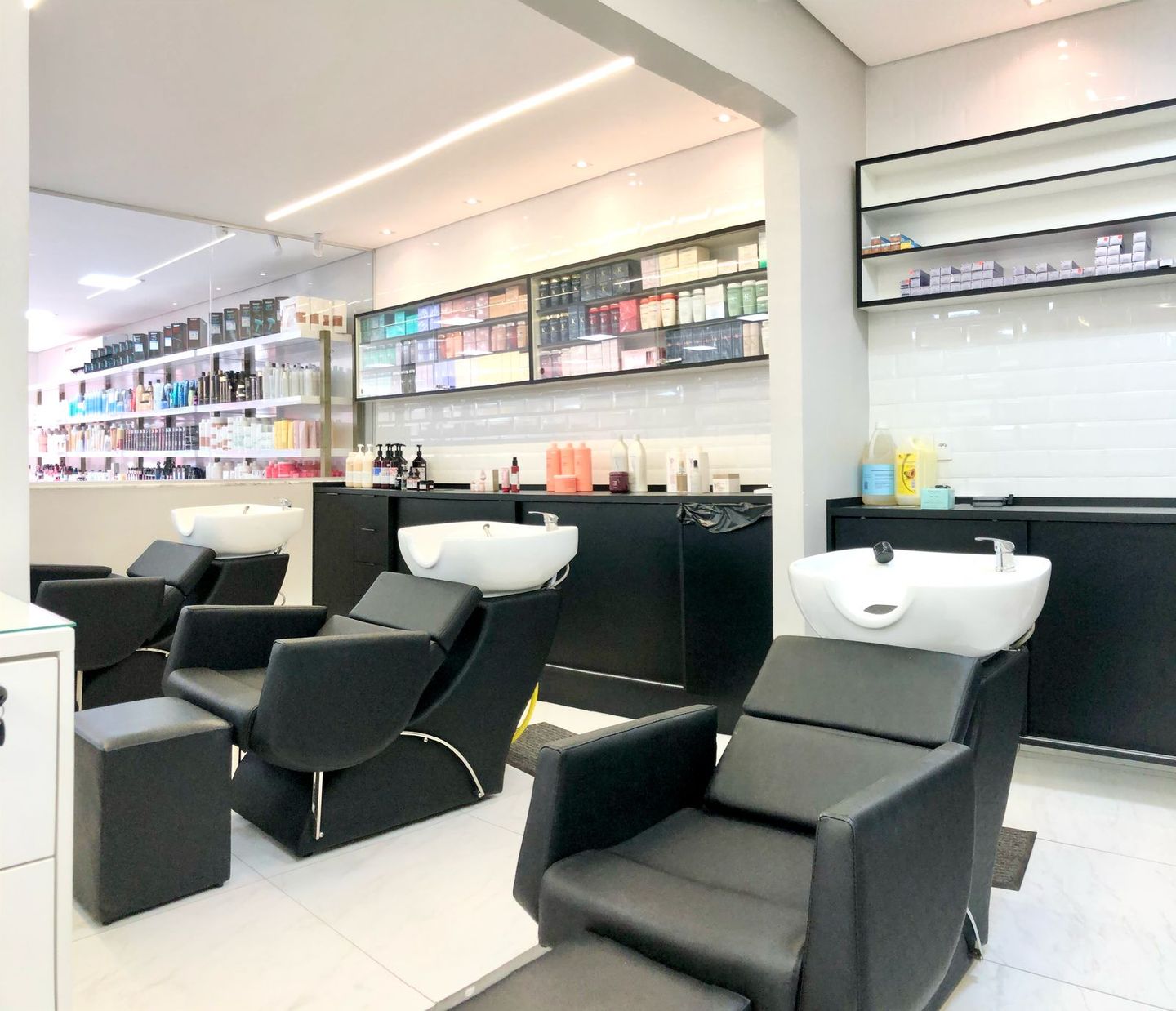 Fran Makes Salon - Image 6