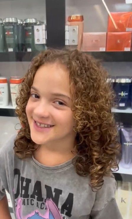 Fran Makes Salon - Image 9