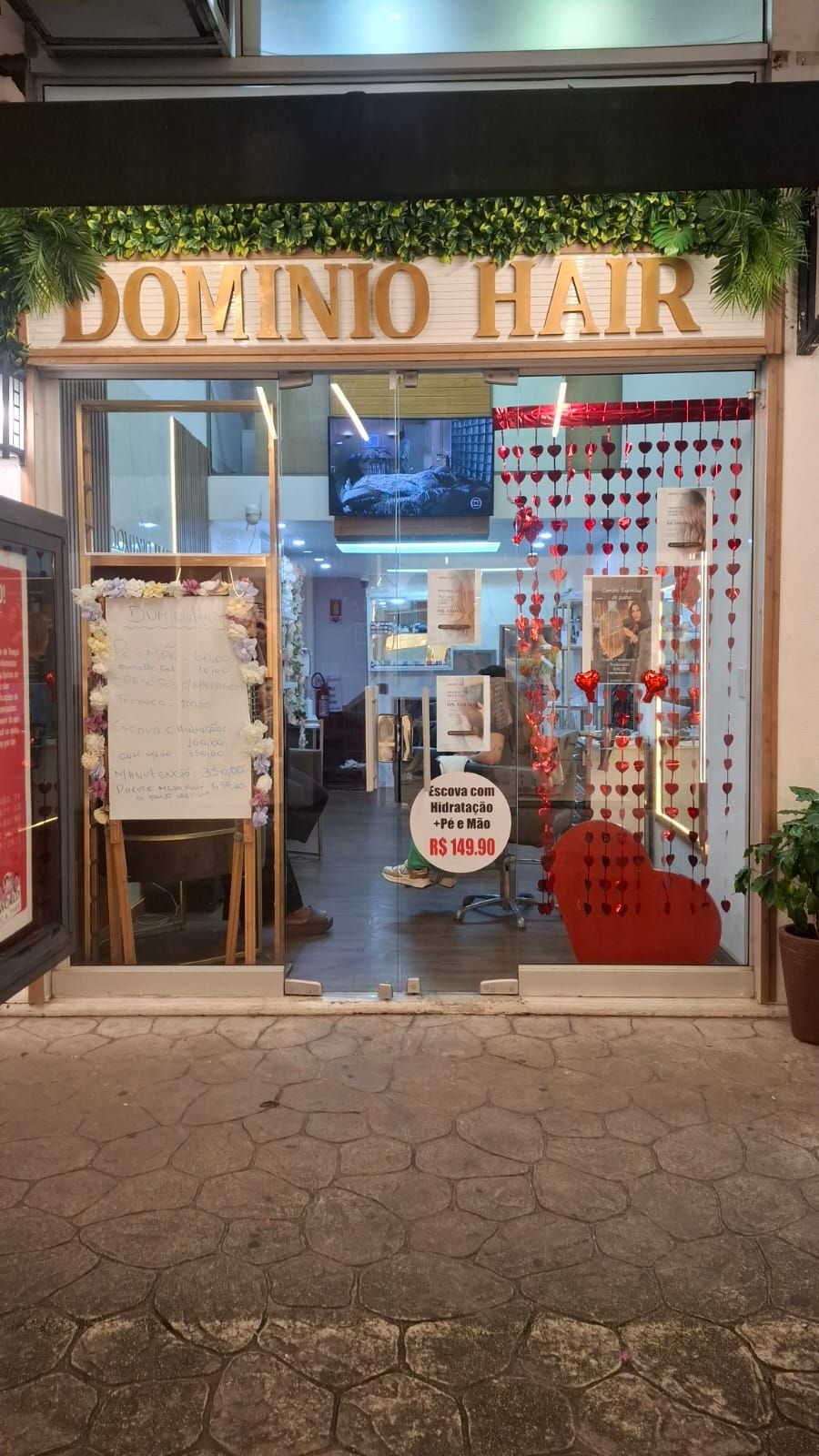 Dominio Hair - Image 1