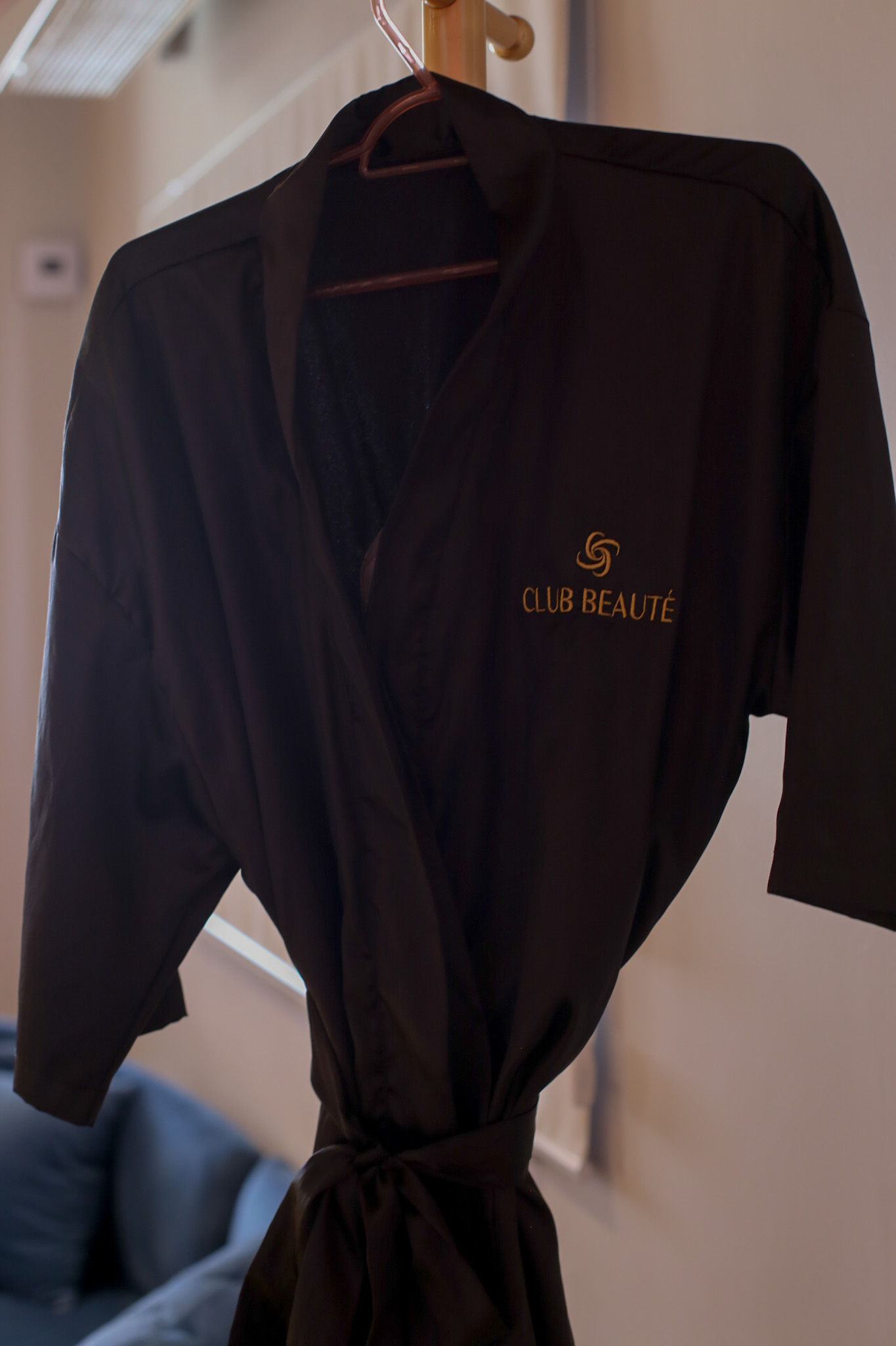 Club Beauté - Image 62