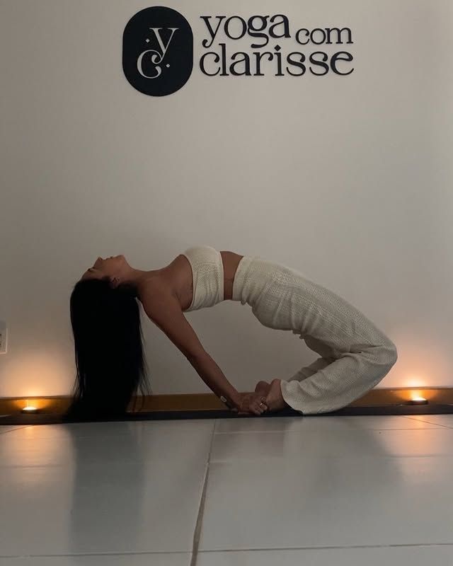 Yoga com Clarisse