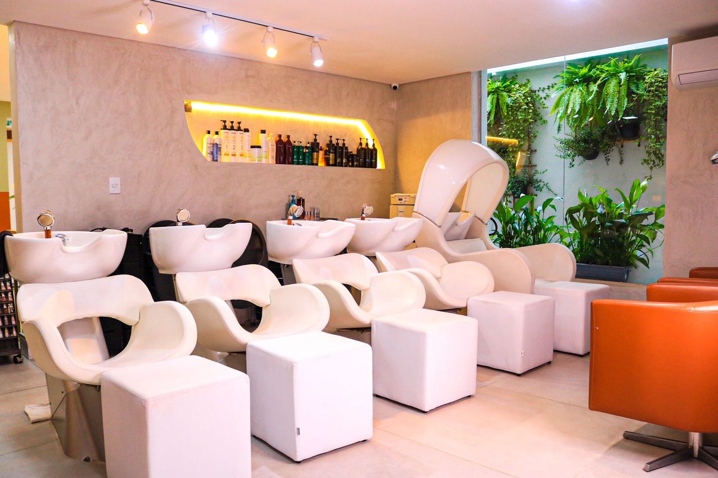 Nilza Rocha Hair - Image 1