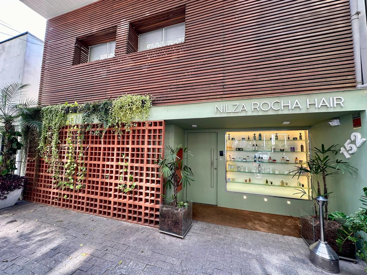 Nilza Rocha Hair - Image 6