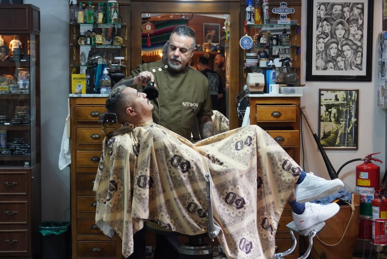 Buena Vista Barber Club - Image 1