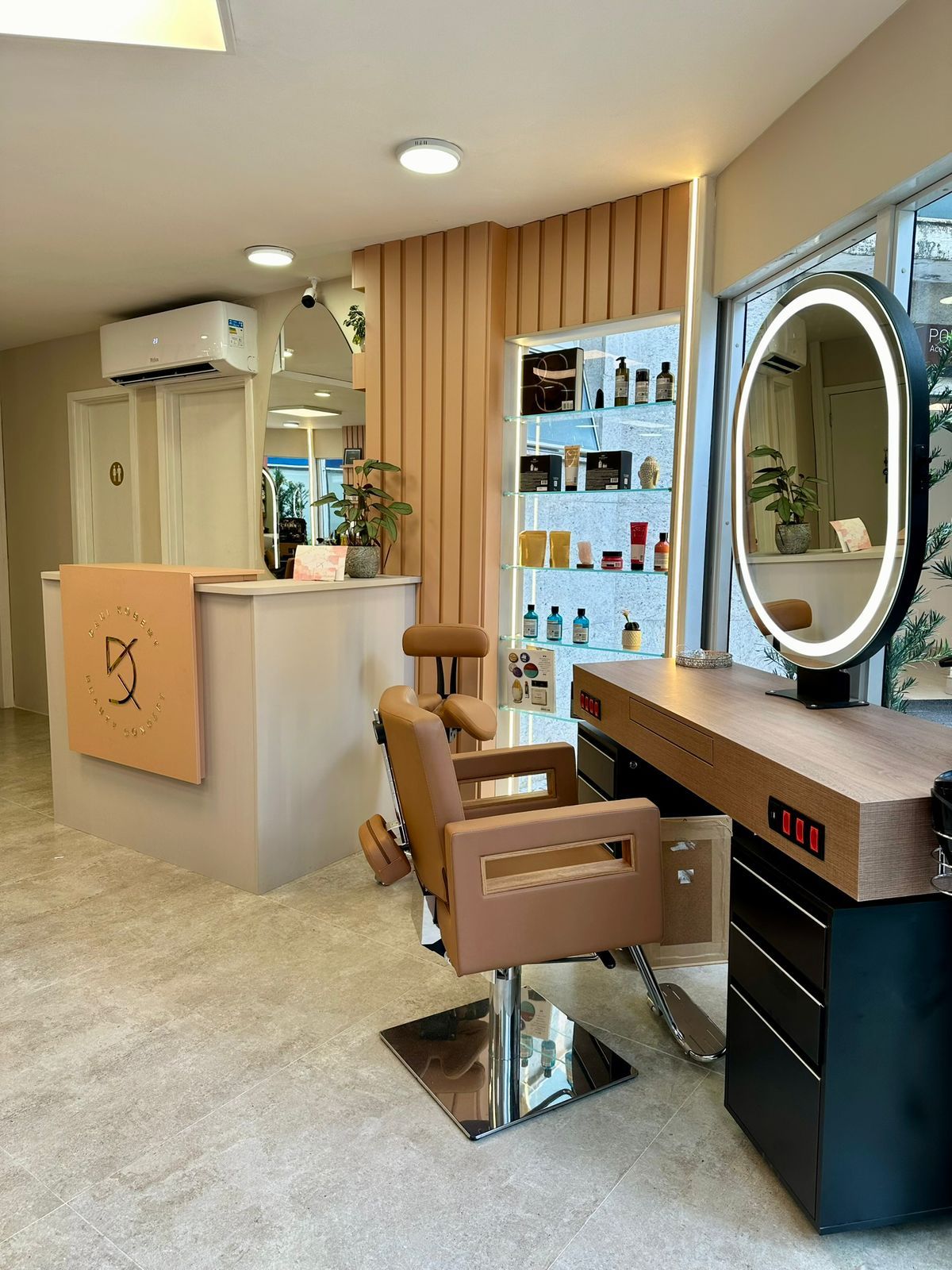 Dani Kobert Beauty Concept - Image 29