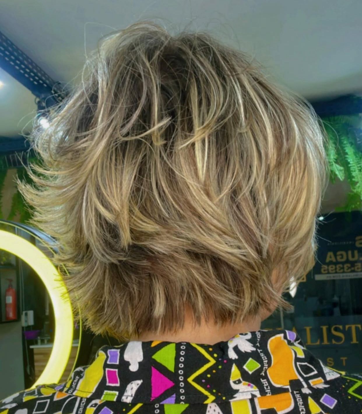 Especialist Hair Stylist - Image 10