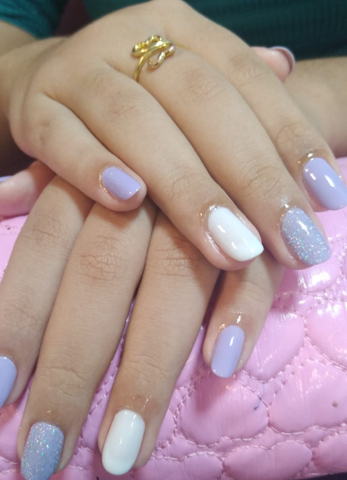 Adriana Castro | Manicure - Image 3