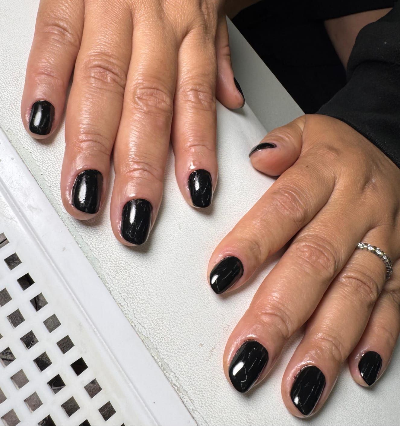 Adriana Castro | Manicure - Image 8