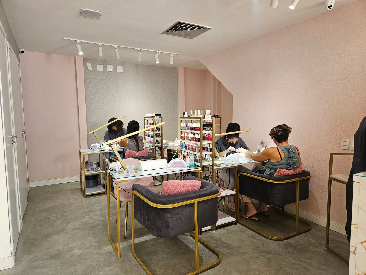 Dona Esmalteria - Image 22